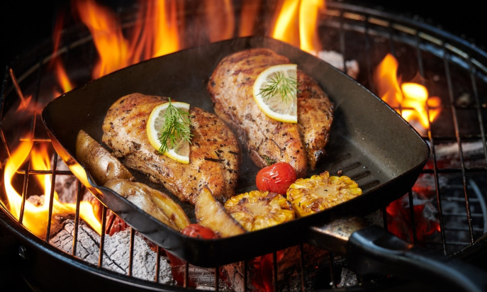 Sizzling Hot and Full of Flavor: The Ultimate Guide to Gourmet Grilling